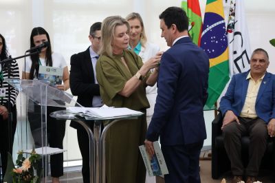 Posse Conselho Estadual de Educação - Suélen Rosa Biz