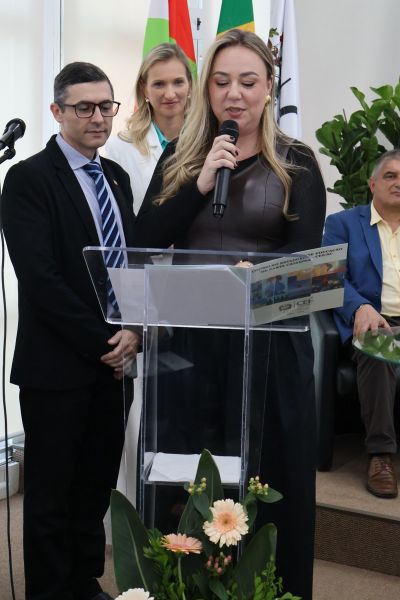 Posse Conselho Estadual de Educação - Suélen Rosa Biz