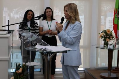 Posse Conselho Estadual de Educação - Suélen Rosa Biz
