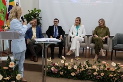 Posse Conselho Estadual de Educação - Suélen Rosa Biz