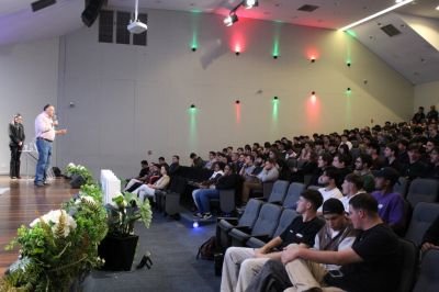 CRIO Conecta aproxima estudantes do mercado de tecnologia e inovação