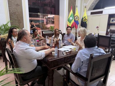 Convênios com universidade da Colômbia