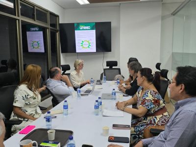 Convênios com universidade da Colômbia