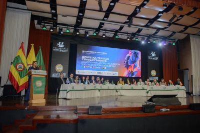 Convênios com universidade da Colômbia