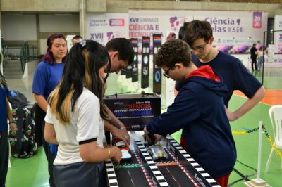 Ciência, resiliência e protagonismo feminino aceleram no projeto Ciência da Velocidade