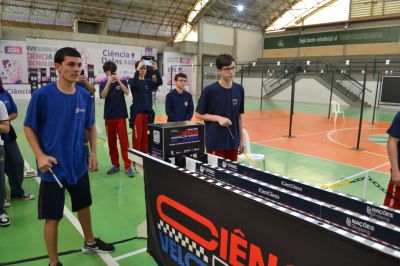Ciência, resiliência e protagonismo feminino aceleram no projeto Ciência da Velocidade