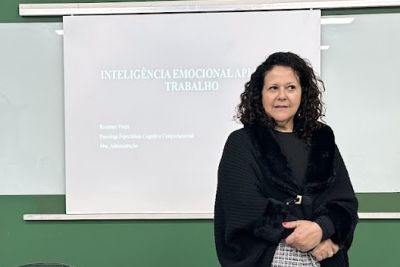 Proadh realiza palestra sobre inteligência emocional no ambiente de trabalho
