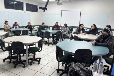 Proadh realiza palestra sobre inteligência emocional no ambiente de trabalho