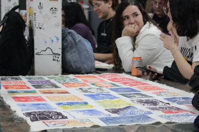 Oficina de Arqueologia reúne pesquisadoras da Unesc em workshop sobre grafismo indígena Guarani Mbyá