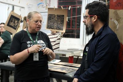 Oficina de Arqueologia reúne pesquisadoras da Unesc em workshop sobre grafismo indígena Guarani Mbyá
