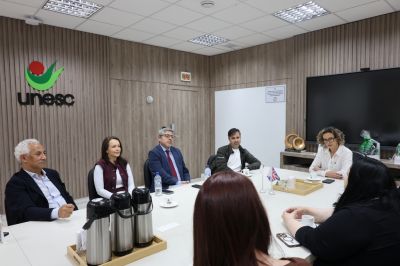 Unesc recebe pesquisadores do México e do Reino Unido para discutir cooperação internacional