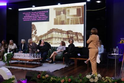 Mesa-Redonda: Mulheres e Carreiras Científica