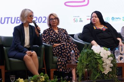 Mesa-Redonda: Mulheres e Carreiras Científica