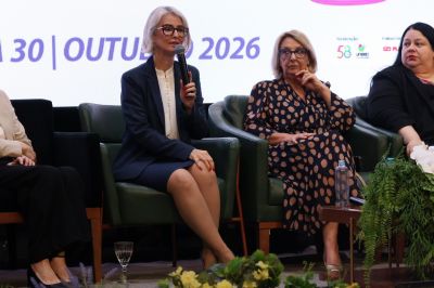 Mesa-Redonda: Mulheres e Carreiras Científica
