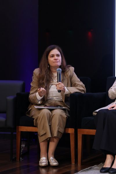 Mesa-Redonda: Mulheres e Carreiras Científica