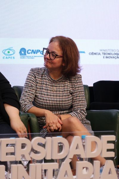 Mesa-Redonda: Mulheres e Carreiras Científica