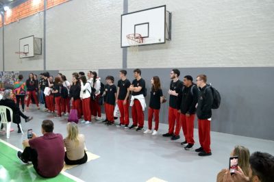 Sorrisos, choros e muita emoção marcam a última aula do Terceirão no Colégio Unesc