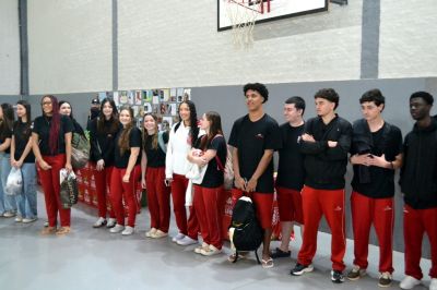 Sorrisos, choros e muita emoção marcam a última aula do Terceirão no Colégio Unesc