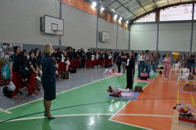 Sorrisos, choros e muita emoção marcam a última aula do Terceirão no Colégio Unesc