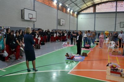 Sorrisos, choros e muita emoção marcam a última aula do Terceirão no Colégio Unesc