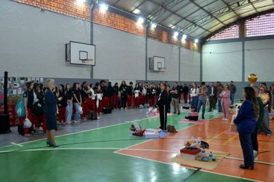 Sorrisos, choros e muita emoção marcam a última aula do Terceirão no Colégio Unesc