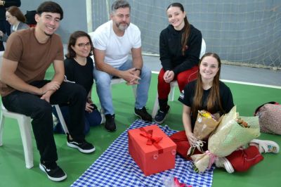 Sorrisos, choros e muita emoção marcam a última aula do Terceirão no Colégio Unesc