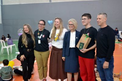 Sorrisos, choros e muita emoção marcam a última aula do Terceirão no Colégio Unesc