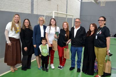 Sorrisos, choros e muita emoção marcam a última aula do Terceirão no Colégio Unesc