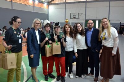 Sorrisos, choros e muita emoção marcam a última aula do Terceirão no Colégio Unesc
