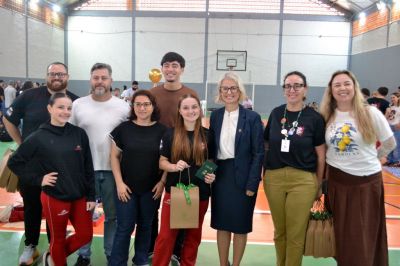 Sorrisos, choros e muita emoção marcam a última aula do Terceirão no Colégio Unesc