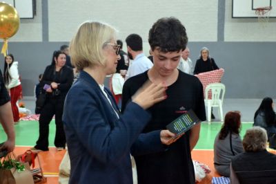 Sorrisos, choros e muita emoção marcam a última aula do Terceirão no Colégio Unesc