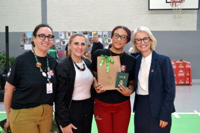 Sorrisos, choros e muita emoção marcam a última aula do Terceirão no Colégio Unesc