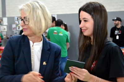 Sorrisos, choros e muita emoção marcam a última aula do Terceirão no Colégio Unesc