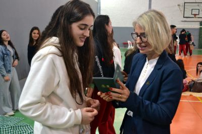 Sorrisos, choros e muita emoção marcam a última aula do Terceirão no Colégio Unesc