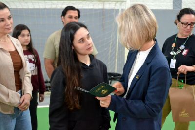 Sorrisos, choros e muita emoção marcam a última aula do Terceirão no Colégio Unesc