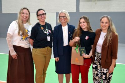 Sorrisos, choros e muita emoção marcam a última aula do Terceirão no Colégio Unesc