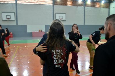 Sorrisos, choros e muita emoção marcam a última aula do Terceirão no Colégio Unesc
