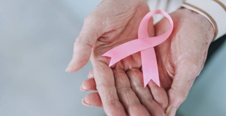 Câncer de mama: Tubarão lidera mortes na região da AMUREL entre 2018 e 2023